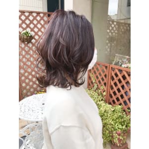 大人かわいい外はねミディ