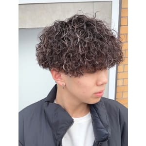 束感ツイストスパイラルパーマ×ハイライトカラー - MEN'S SALON alfRed 瑞穂店【メンズサロン アルフレッド ミズホテン】掲載中