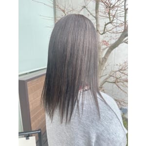 白髪ぼかしハイライトグレーカラー - EMU international 春日部本店【エムインターナショナル】掲載中