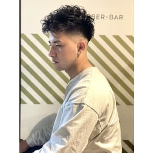 大人の外国人風癖毛パーマ【BARBER-BAR】 - バーバーバー赤羽【バーバーバーアカバネ】掲載中