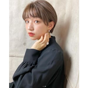 三軒茶屋_レディース_ミルクティ_ベージュ_丸みショート_