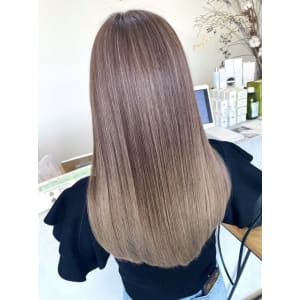 ハイトーンサラサラヘアー - ARBRE hair&make【アーブルヘアーアンドメイク】掲載中