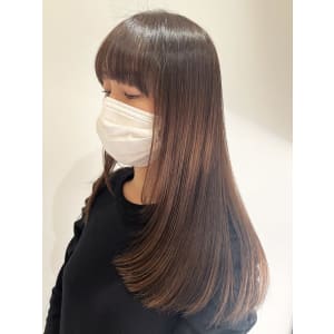 ロングレイヤーの潤いカラー【池袋美容室　uchla】