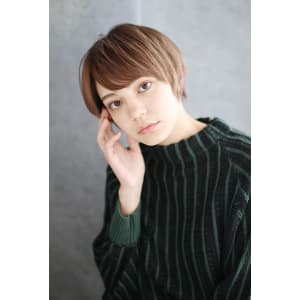 20代30代40代　きっかけをくれるショート【長浜】