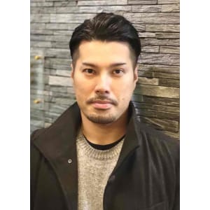 7：3アップバングツーブロックスタイル
