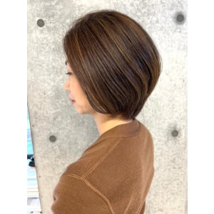 艶感 細めハイライト 白髪ぼかし　20代30代40代