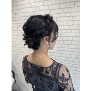 miu＆伊藤夏海 ふわふわ可愛いヘアアレンジ◎