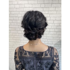 miu＆伊藤夏海 ふわふわ可愛いヘアアレンジ◎