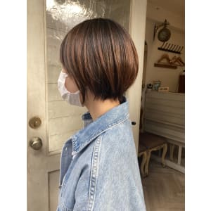 丸みショート襟足スッキリ新生活ヘア梅ヶ丘カットの上手い美容室
