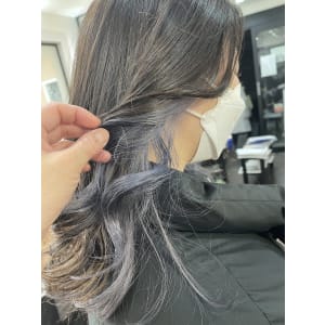 ブルーシルバー - Hair Make 3【ヘアーメイクスリー】掲載中