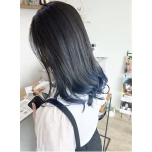 ブルーの裾カラー - ARBRE hair&make【アーブルヘアーアンドメイク】掲載中