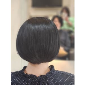クセを活かして自然な酸性ストレート