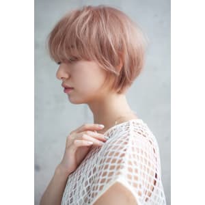 20代30代40代／ハイトーンショート