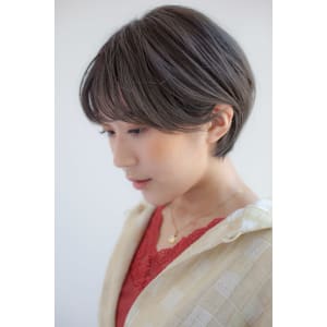 20代30代40代／ふんわり丸みショート