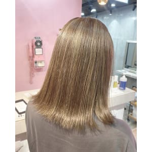 【代官山美容室】アッシュベージュ☆ハイライト