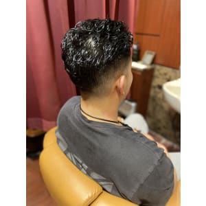フェードパーマ