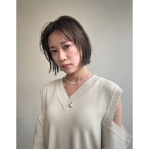 切りっぱなしボブ　大人ボブ