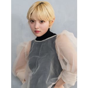 三軒茶屋_レディース_ショート_ハイトーン_ブリーチ_小顔