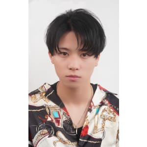 ナチュラルセンターパート - メンズサロン GOALD 名古屋名駅【メンズサロン ゴールド ナゴヤメイエキ】掲載中