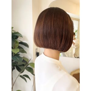 ミニボブ簡単スタイリング赤みを出さない明るい白髪染め梅ヶ丘