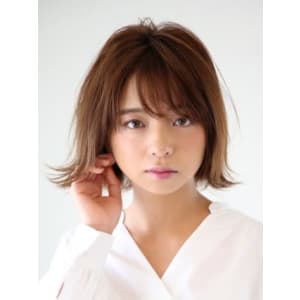 綺麗め外はねワンレンボブ - HAIR & MAKE EARTH 本庄早稲田店【ヘアメイクアースホンジョウワセダテン】掲載中