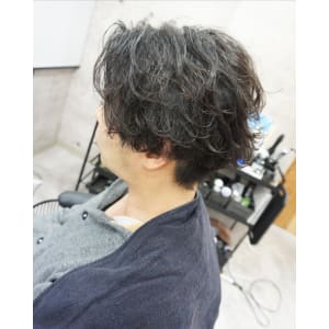 メンズ無造作パーマスタイル