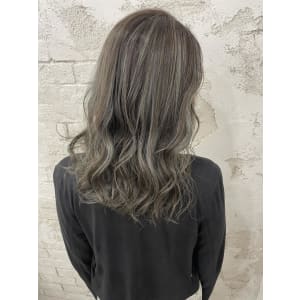 グレージュホワイトグレーハイライト - agir hair 赤羽【アジールヘア】赤羽駅南口店【アジールヘア アカバネ アカバネエキミナミグチテン】掲載中