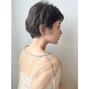 顔まわりレイヤー☆似合わせショートヘア【池袋　uchla】
