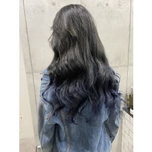 ポイントネイビーカラー