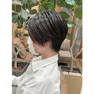 tot．（トット）×ショート