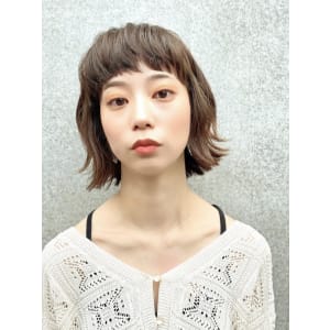 ミニボブ　ベビーバング　オン眉