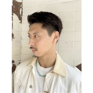 色気　アップバング　ワイルド