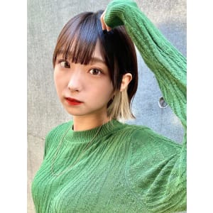 イヤリングカラー　ミニボブ　ベージュ