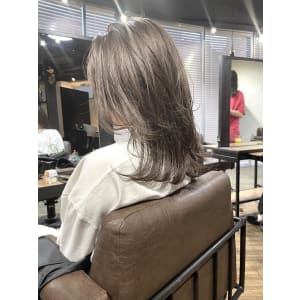 大人可愛いチョコレートモードプリカール外はねボブハイライト