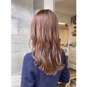 大人気ミルクティーカラーブリーチなしでできるハイトーンカラー