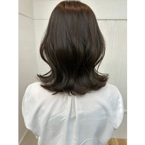 髪質改善トリートメント艶髪グレージュくびれミディアム渋谷