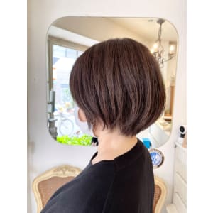 長めショートボブ大人気骨格に合うカットで収まるショート