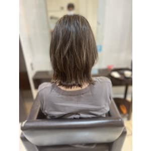 ハイライトカラーを生かしたカラー
