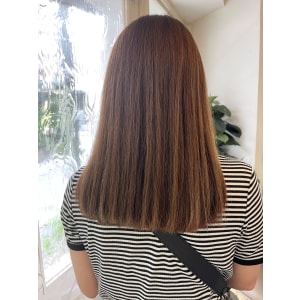髪質改善ストレート縮毛矯正ミルクティーカラーミディアムヘアー