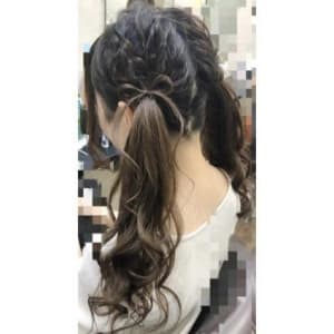 編み込みツインテール