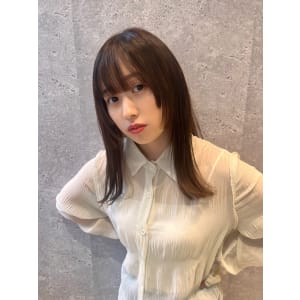 三軒茶屋_レディース_ロング_ストレート_ベージュ_小顔