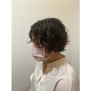 SHORTBOB×PERM - 半個室型美容室 Sourire 香椎店【ハンコシツガタビヨウシツスーリールカシイテン】掲載中