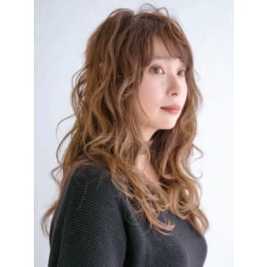 三軒茶屋_レディース_ロング_ブラウン_コテ巻き_パーマ