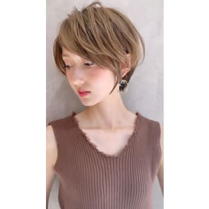 大人可愛い小顔ひし形クビレ丸みボブ20代30代大人ショート