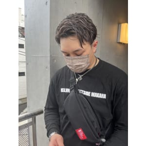 斜めバンググレージュカラー デザインカラー シルキーベージュ