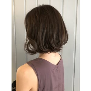 丸みショートボブ　デザインカラー 髪質改善 - anon【アノン】掲載中