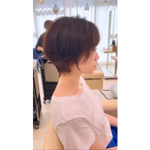 大人可愛い小顔ひし形クビレ丸みボブ20代30代大人ショート