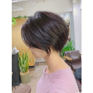 大人可愛い小顔ひし形クビレ丸みボブ20代30代大人ショート