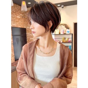 大人可愛い小顔ひし形クビレ丸みボブ20代30代大人ショート