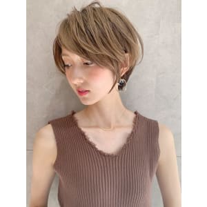 大人可愛い小顔ひし形クビレ丸みボブ20代30代大人ショート